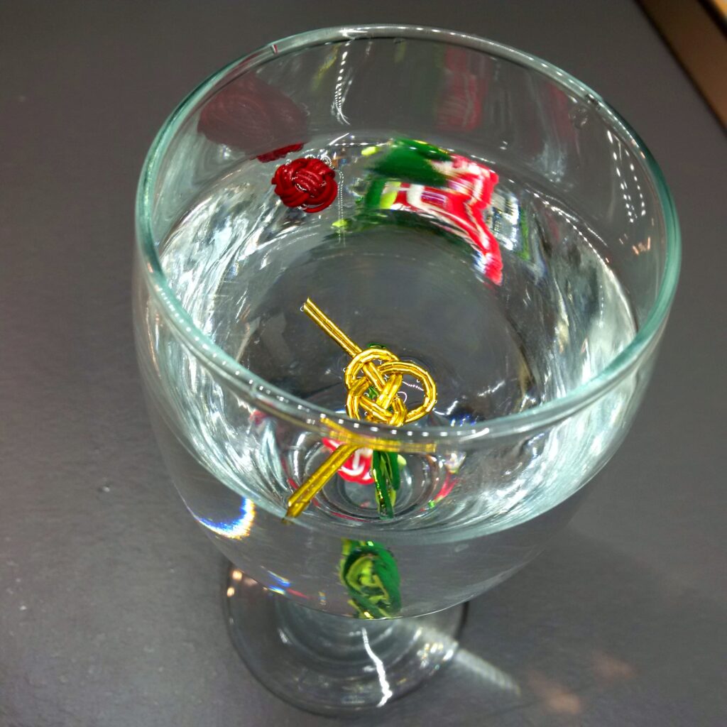 test mizuhiki voděodolnost